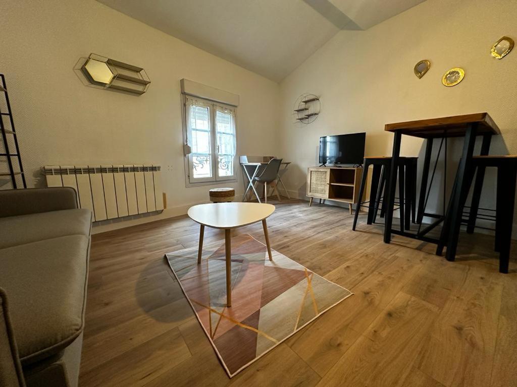 Appartement Le Petit Rempart à Niort Extérieur photo
